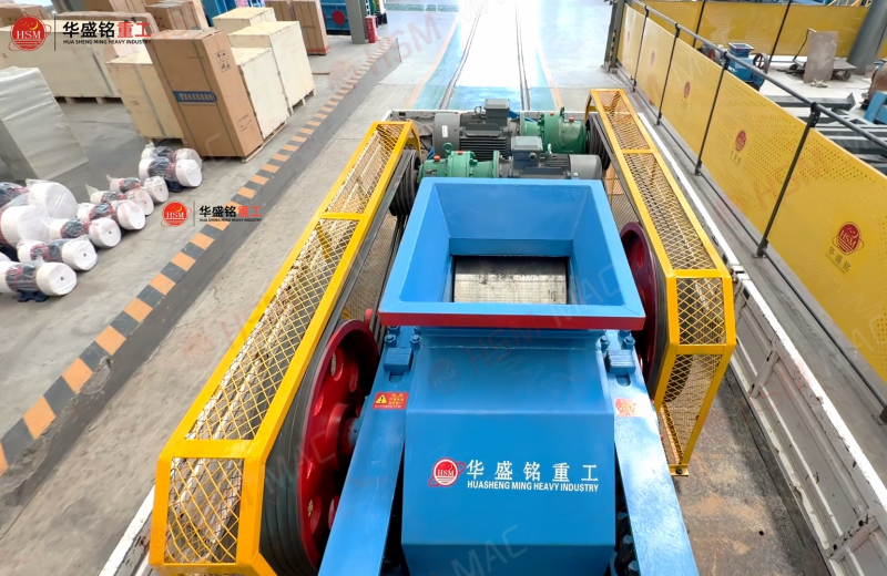 610*400弹簧对辊破碎机发货现场 610*400弹簧对辊破碎机发货现场